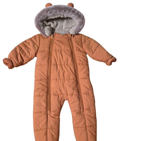 Baby fluffy onesie - Picture 1 of 3